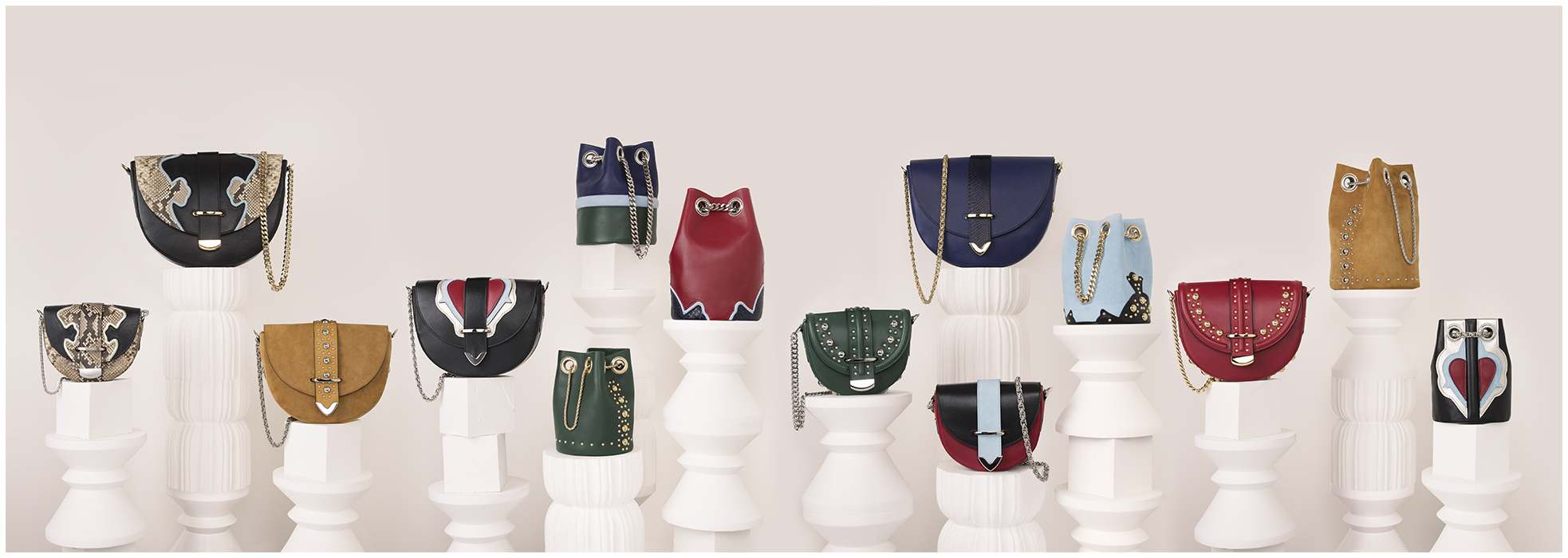 COLONES_LIVRET-WEB-01-POIGNÉETOUS